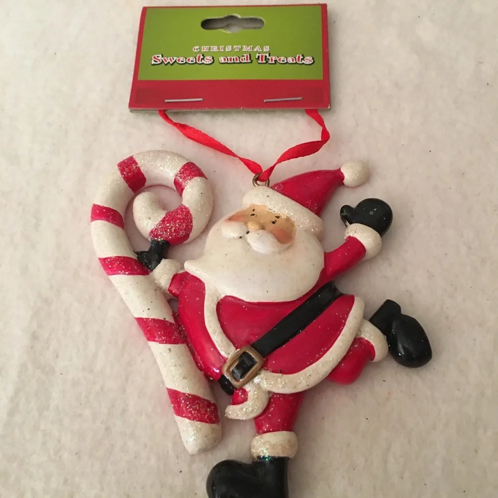 Free With A Bundle only New Christmas 🎅🏻 ceramic Ornament